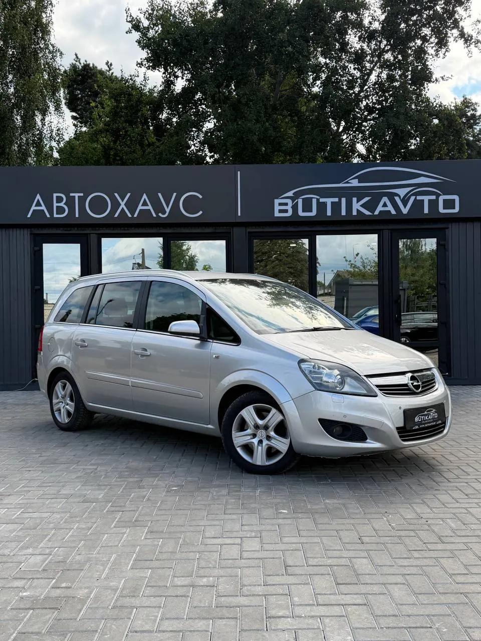 Opel Zafira, 2012 г., Барановичи — в лизинг