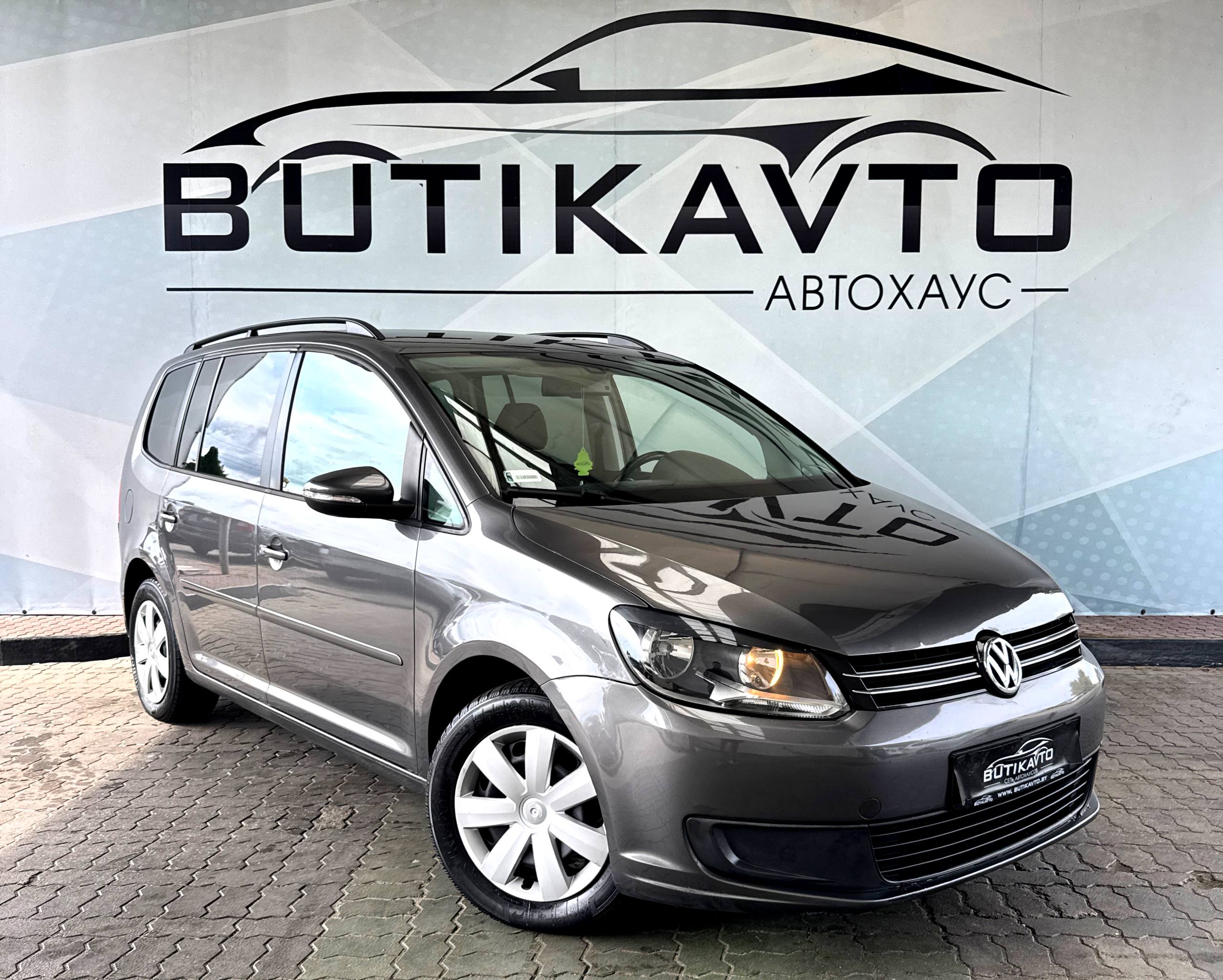 Volkswagen Touran, 2011 г., Лидский р-н — в лизинг