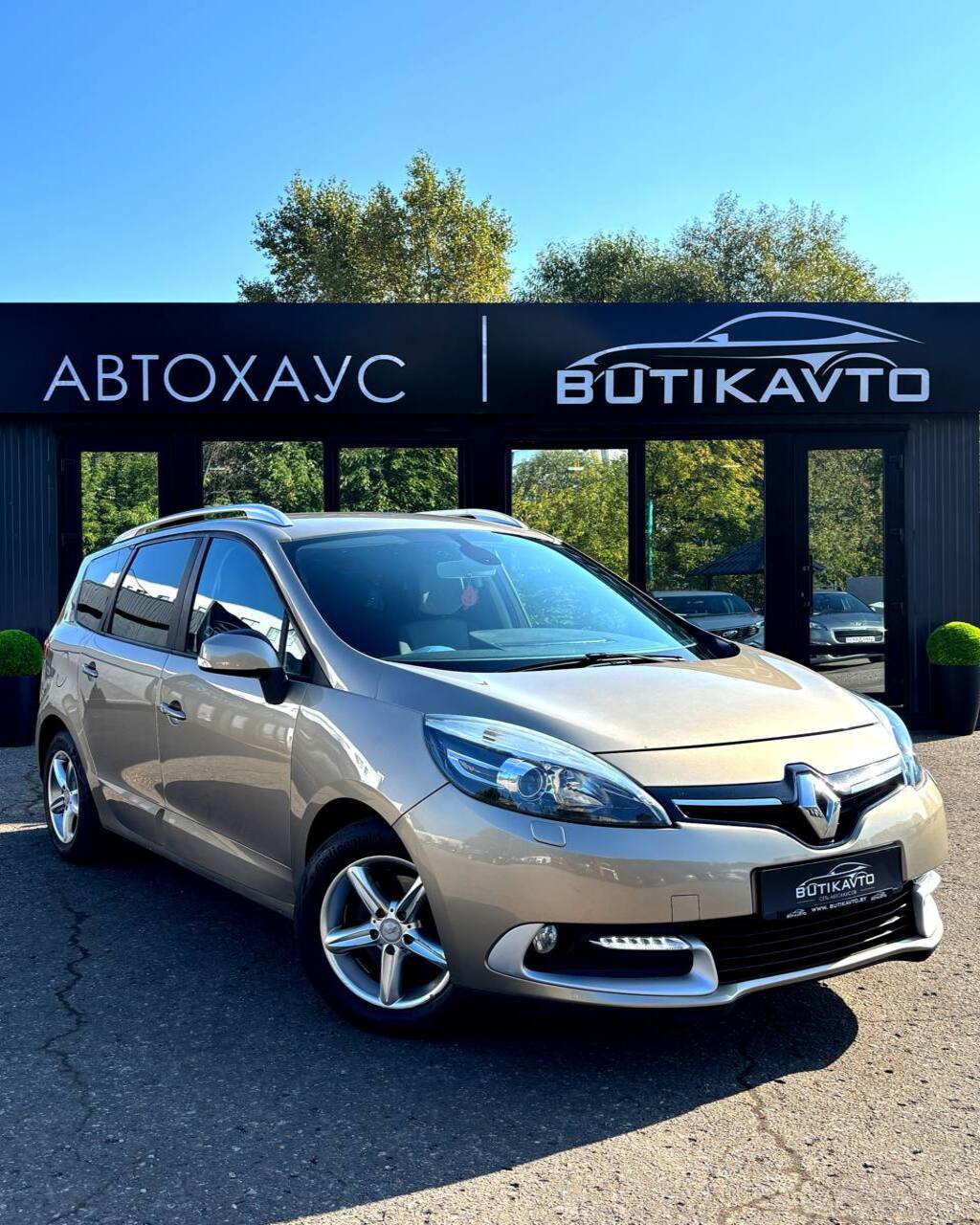 Renault Grand Scenic, 2014 г., Витебск — в лизинг