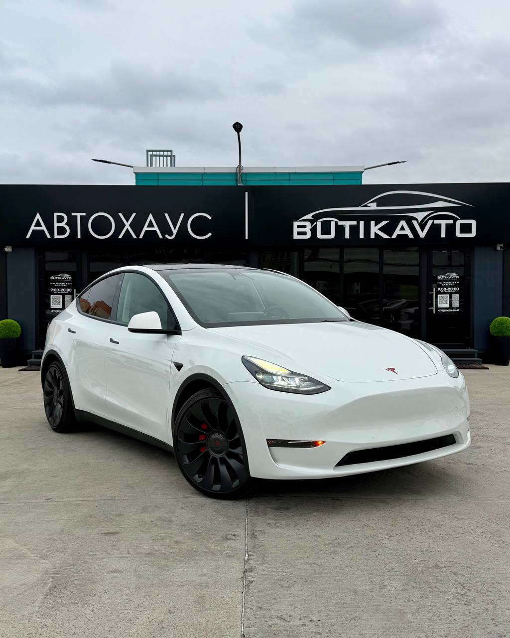 Tesla Model Y, 2022 г., Минск — в лизинг