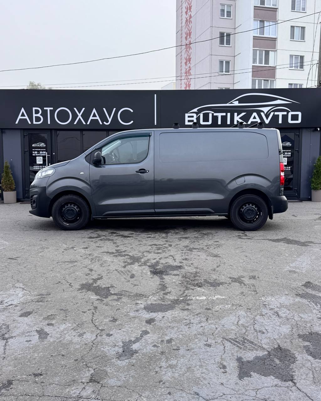  Vivaro