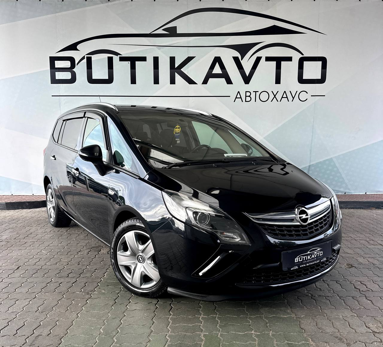 Opel Zafira, 2013 г., Лидский р-н — в лизинг