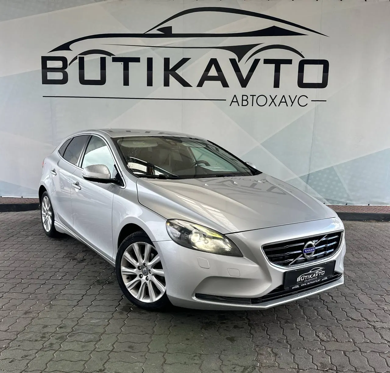 Volvo V40, 2012 г., Лидский р-н — в лизинг