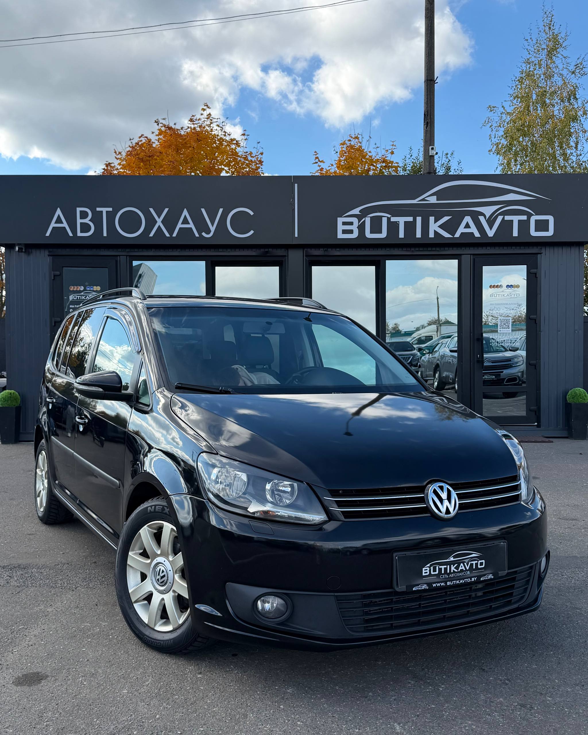 Volkswagen Touran, 2014 г., Солигорск — в лизинг