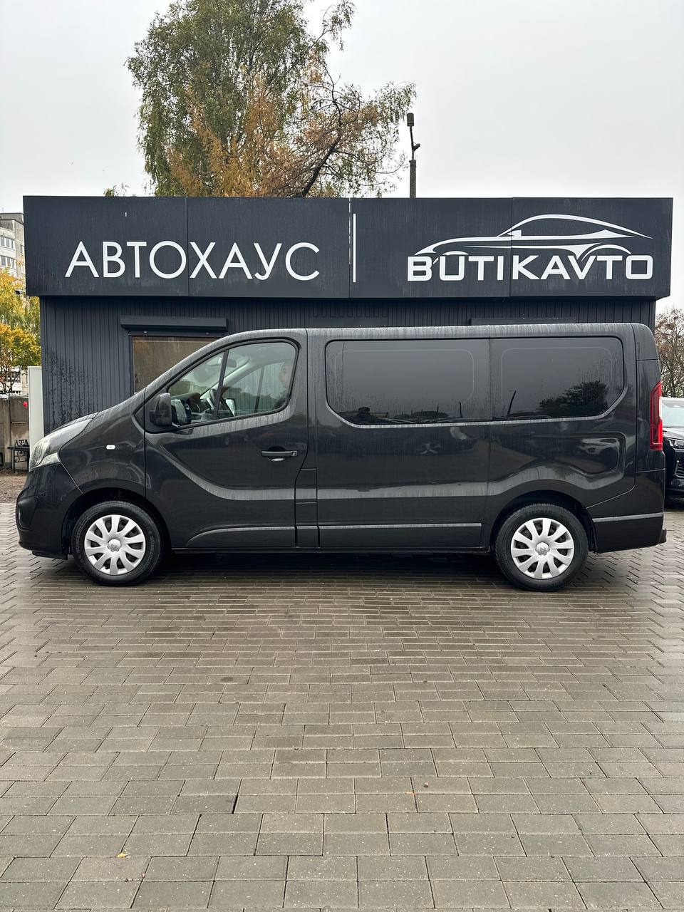  Vivaro