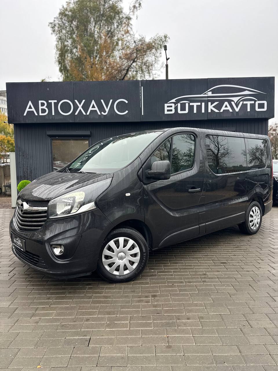  Vivaro