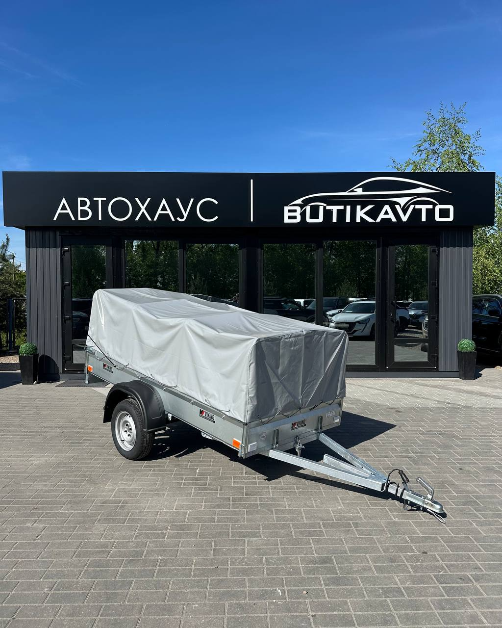 Прицеп для автомобиля Викинг 1222 Light Pro New борт 300мм с тентом с каркасом 600мм